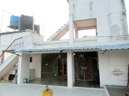  1450 Sft #EastFacing #FullyFurnished #3Bhk #PentHouse #FlatforSale in #NGOColony, #Tirupati